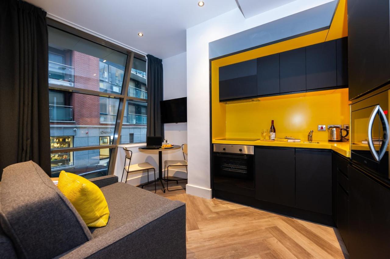 Two-Bedroom Apartment,1397960447:JPEG